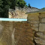 Les Combes Lascaux 펜션