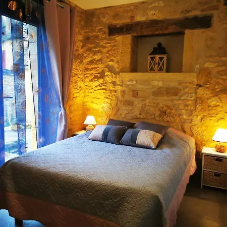 Les Combes Lascaux 度假居