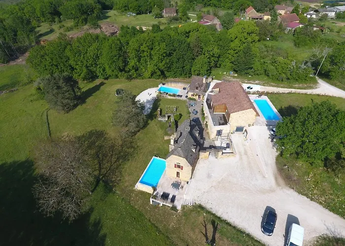 Les Combes Lascaux Feriehus