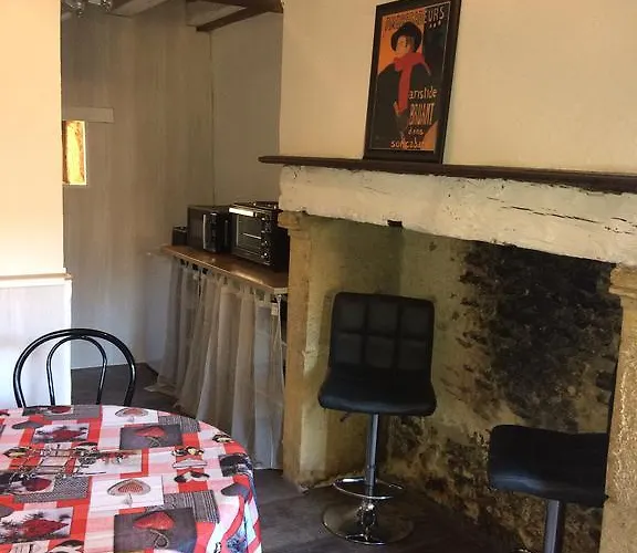 Les Combes Lascaux * Montignac-Lascaux