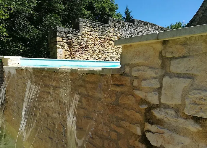 Les Combes Lascaux Casa de Férias